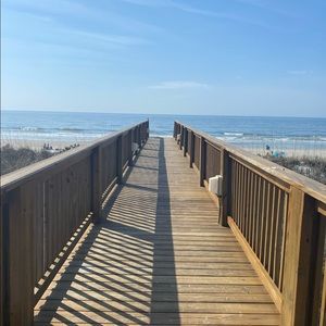 Meet your Posher, Britney